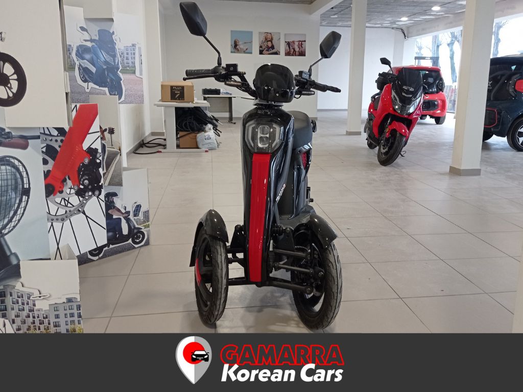 Triciclo Eléctrico Invicta iTango