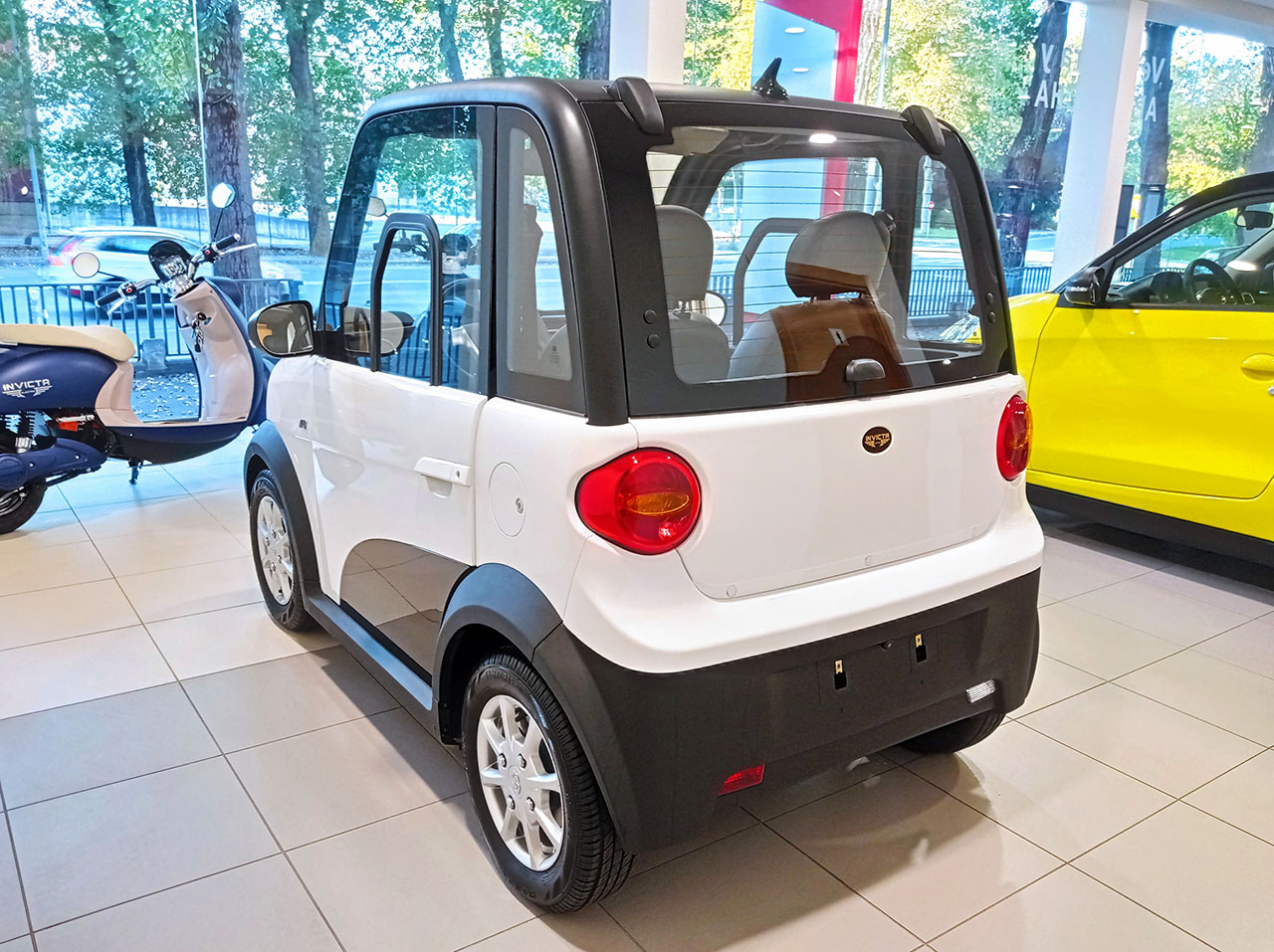 Invicta Electric Eidola