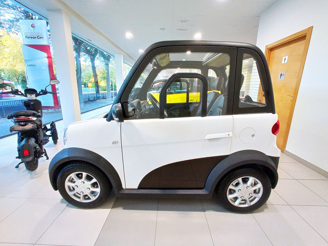 Invicta Electric Eidola