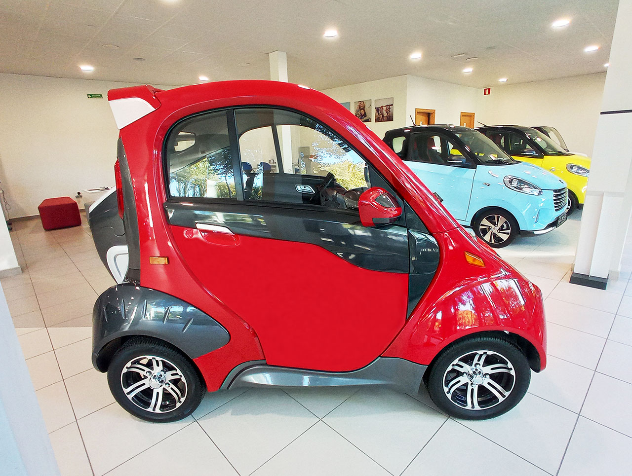 Invicta Electric Epica